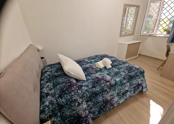 Greta Family House *